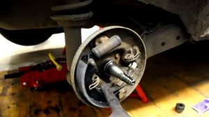 ТАВРОБУДНИ#54 - Замена задних тормозных колодок