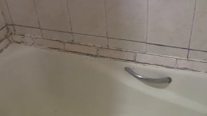 Установка ванны. Ванна к стене или к плитке? Когда установить ванну до плитки или после