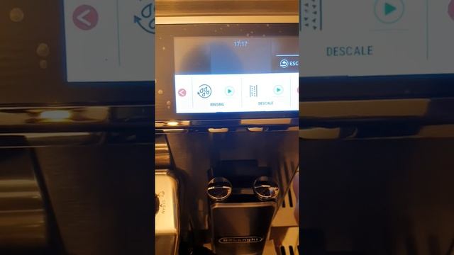 Delonghi primadonna elite 650.75 مراجعة ماكينة القهوة смотреть онлайн