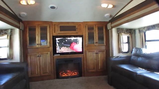 SOLD! 2013 Keystone Sprinter Copper Canyon 333 FWFLS Fifth Wheel, 3 Slides, Front Lounge, $24,900 смотреть онлайн