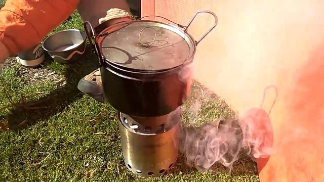 Работа горелки Solo Stove Titan смотреть онлайн