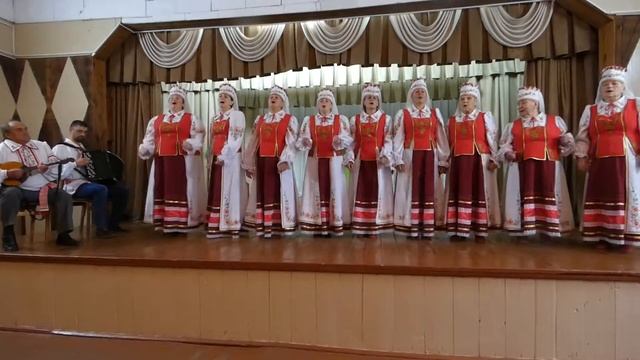 Народный ансамбль народной песни "Верас" Гром бабы смотреть онлайн