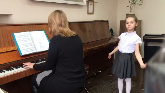 Лапшова Анастасия, 7 лет. «Королева красоты», муз.Зарицкой. МБУДОДШИ им.Н.В.Сергиенко п.Октябрьског смотреть онлайн