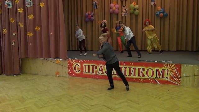 2016. 09 флешмоб на день города Москва 648шк МАСТЕР смотреть онлайн