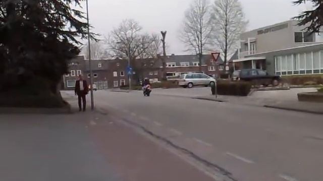 Honda CBR600F2 wheelie (3) смотреть онлайн