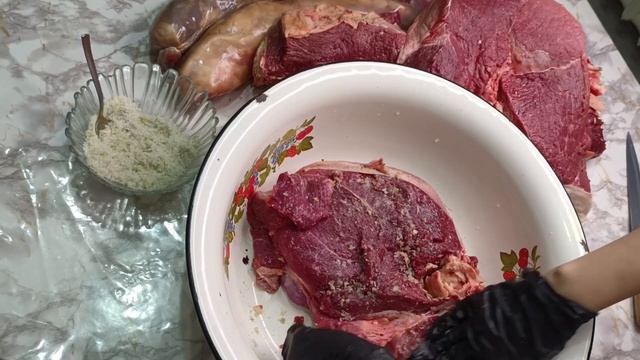 Как правильно солить мясо на Бешпармак.  Очень вкусный и простой.