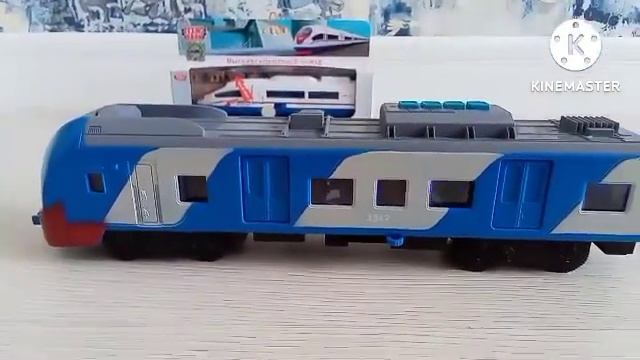 Обзор на игрушечную Ласточку и Сапсан марки "Технопарк" смотреть онлайн