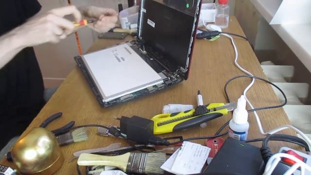 Можно ли покупать матрицы на ноутбук у китайцев? смотреть онлайн