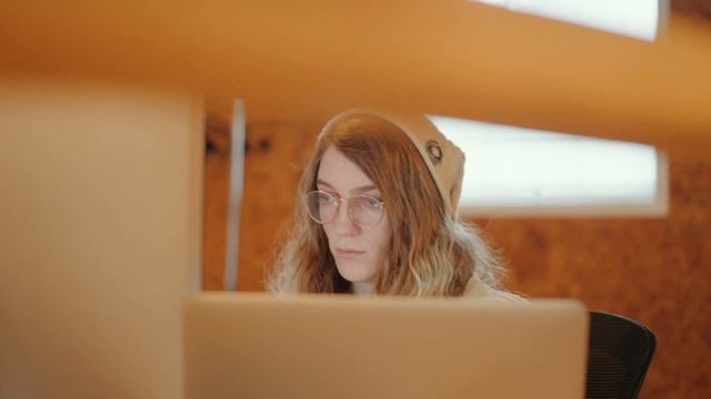 Building an (un)agency with purpose | Generation No-Code | Episode 4 - Hunt, Gather смотреть онлайн