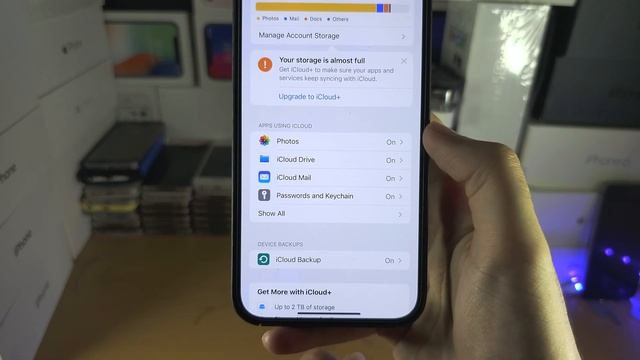How To Solve Shared Album/Photos NOT Showing up on iPhone/iPad! смотреть онлайн
