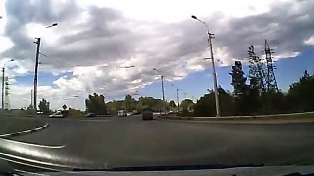 Абакан. Дебил на митсубиси. 25. 06. 2015. смотреть онлайн