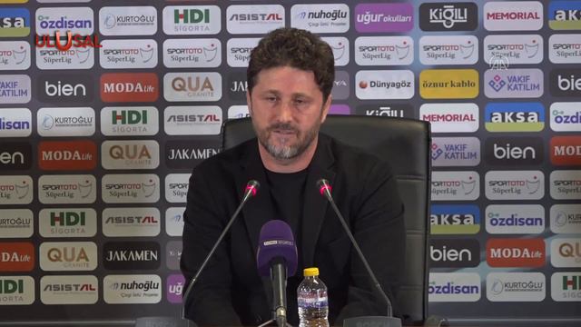 Fatih Tekke'nin basın toplantısı konuşması смотреть онлайн