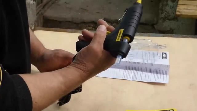 Термоклеющий пистолет STAYER смотреть онлайн