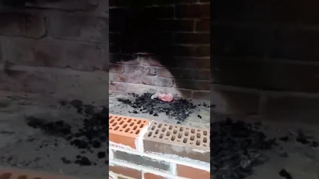 Кладка камина барбекю на цементный раствор. Трещины в камине барбекю. смотреть онлайн