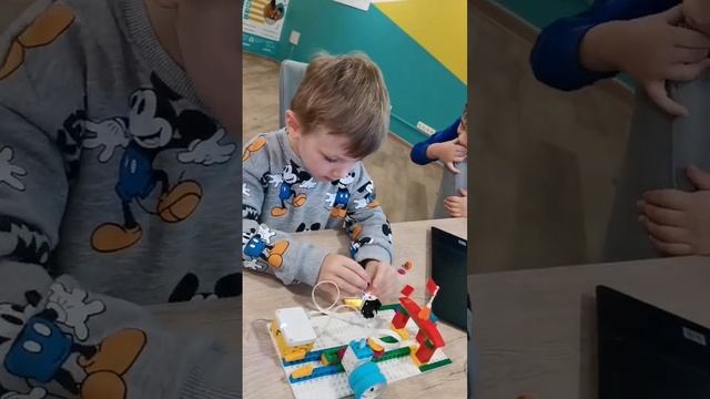 Робототехника младшая группа 18 ноября 2023 видео 6