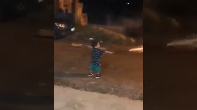 маленький гарри поттер?? смотреть онлайн