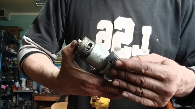 Makita DDF453| Пропала одна скорость! | Замена редуктора смотреть онлайн