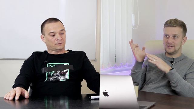 Закрыл главную цель - купил квартиру. Нашел волшебную кнопку? Интервью с у Андреем Пияком про МРЖ. смотреть онлайн