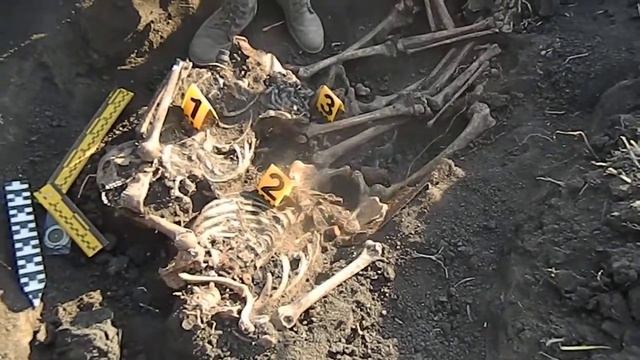 Плацдарм - главное найти солдата. Поле Звезда - обнаружены 4 советских воина. смотреть онлайн