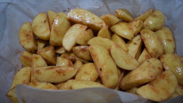 Молодая Картошка Запеченная в Духовке. Вкусный Ужин. смотреть онлайн