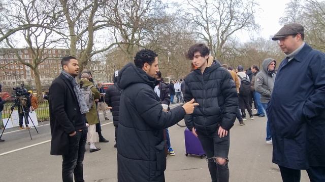 What Stopping You Become A Muslim? Br Shamsi Vs Visitor Speakers Corner