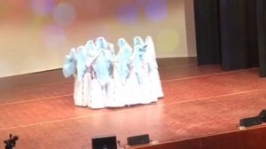 Танец.Широка река