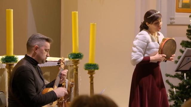 Spanish Christmas song RIU RIU CHIU. Duet "Tiento".Испанская рождественская песня "Riu riu chiu". смотреть онлайн