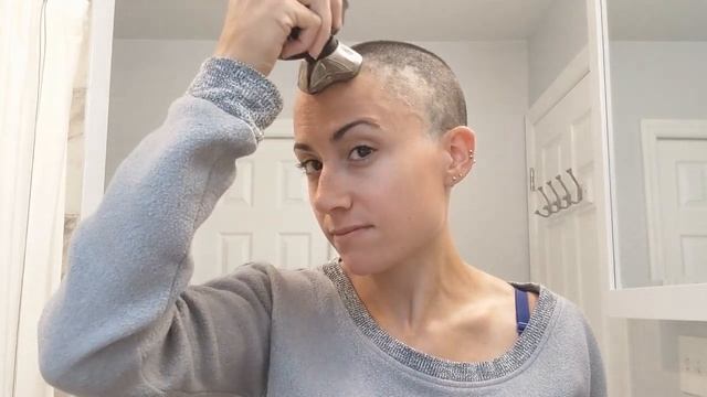 WATCH ME SHAVE MY HAIR OFF! SKULL SHAVER FIRST IMPRESSIONS VIDEO REVIEW смотреть онлайн