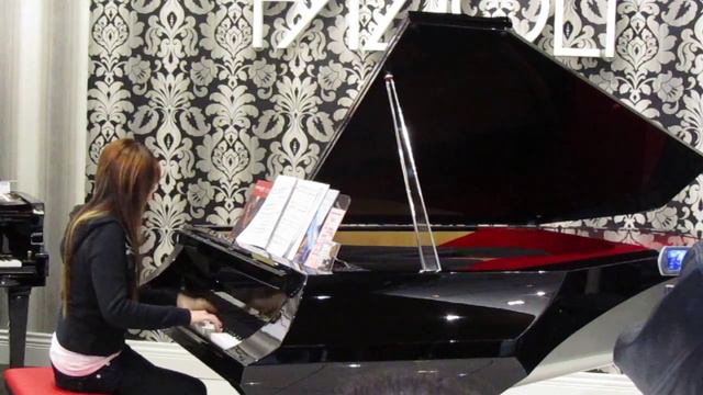 Fazioli grand piano performance @ Aberdeen Centre смотреть онлайн