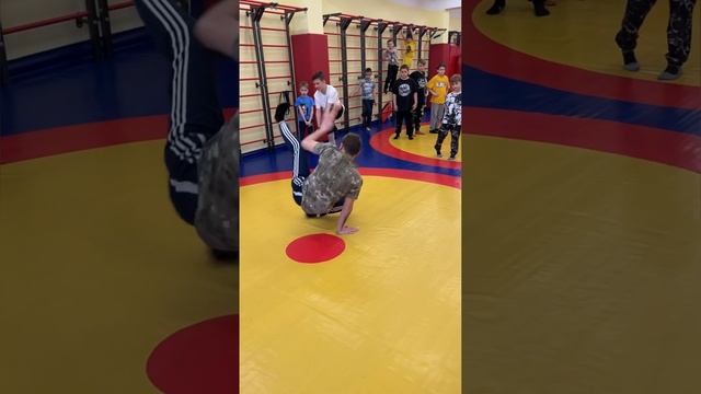 Интенсив по брейк дансу день 3 смотреть онлайн