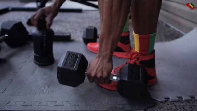 DUMBBELL-ONLY Tricep Workout | 8 Exercises for BIGGER TRICEPS смотреть онлайн
