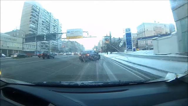 Хонда Аккорд подрезает на Бутырской смотреть онлайн
