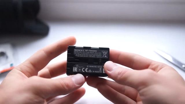 Видеообзор оригинально аккумулятора Sony NP-FM500H смотреть онлайн
