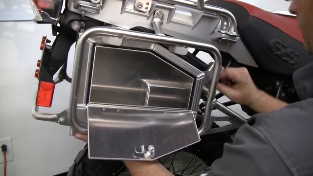 Rugged Rear Locking ToolBox For BMW R1200GSA Racks