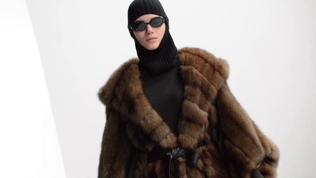 Презентация коллекции FALL/WINTER 2022-2023 «Меха Екатерина» 20 sec (AVA Studio) смотреть онлайн