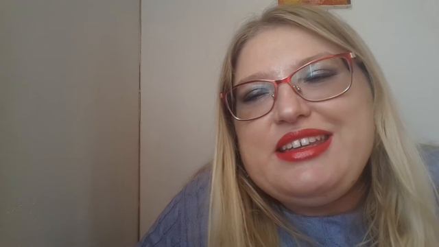 Об ароматах Dior  J'Adore: J'adore L'absolu Edp Absolue, J'adore Edp, J'adore Hair Mist