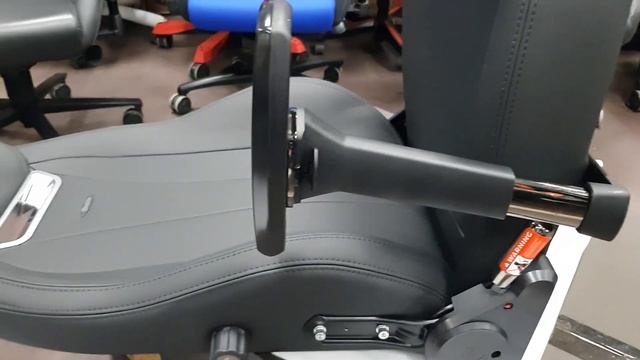 Первая распаковка в России кресло Noblechairs LEGEND BLACK EDITION смотреть онлайн