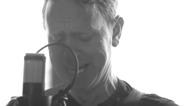 Depeche Mode - Broken смотреть онлайн