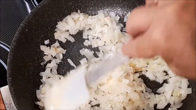 Нежная, вкусная икра из кабачков. Delicate, tasty zucchini caviar. смотреть онлайн