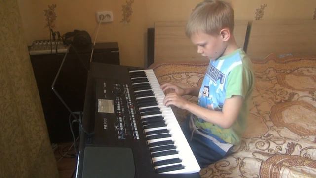 К Элизе на синтезаторе Korg Pa300. смотреть онлайн
