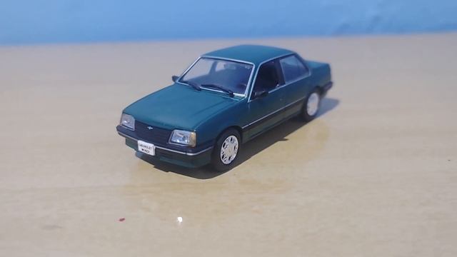 1/43 DieCast Metal Miniatura Chevrolet Monza (1988)... Hobbies e Coleção//BR смотреть онлайн