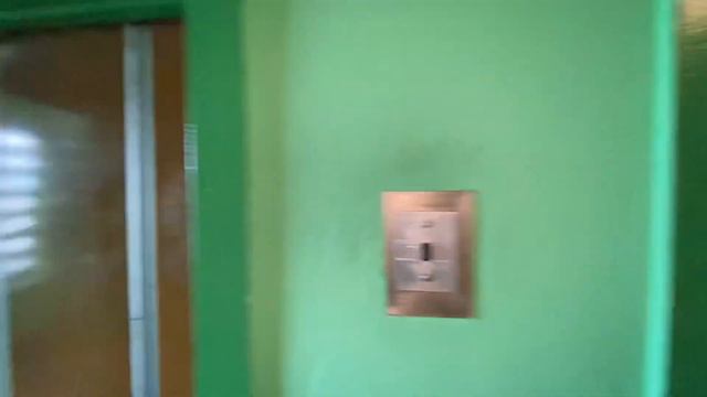 Киев! Лифты КМЗ 1982 г.в. V=1 м/с Q=320, 500 кг. смотреть онлайн