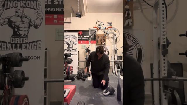 Right Hand Wrist Work🦁25 LB Steel Club Rear Level Hold W/ 24 KG (53 LB) KB Supination Wrist Turns🦁