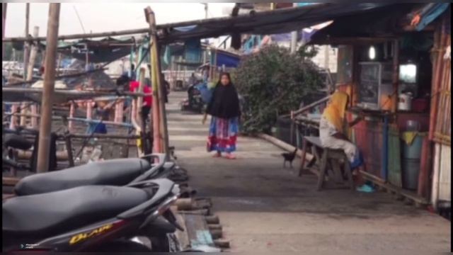 #Dozens dead after earthquake shakes Indonesia’s main island of Java смотреть онлайн