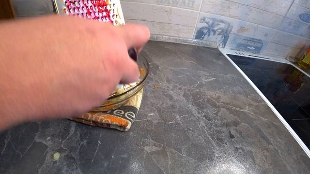 Закусочные бутерброды под шубой такие я сделаю на новогодний стол. смотреть онлайн