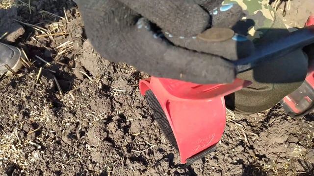 Напросились в огород и сразу поперло. Коп в Орловской области. смотреть онлайн