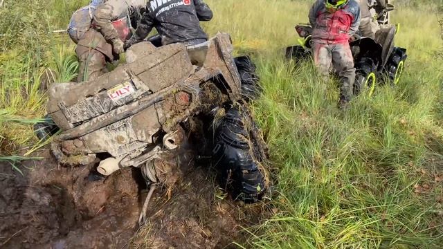 Стелс Гепард, CAN-AM TRAXTER HD 10 и XMыRи, на ковровом болоте! Что из этого получилось?! смотреть онлайн