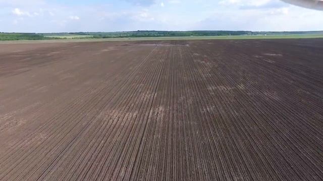 Мотопомпа ПСМ подает воду на оросительную систему Bauer смотреть онлайн