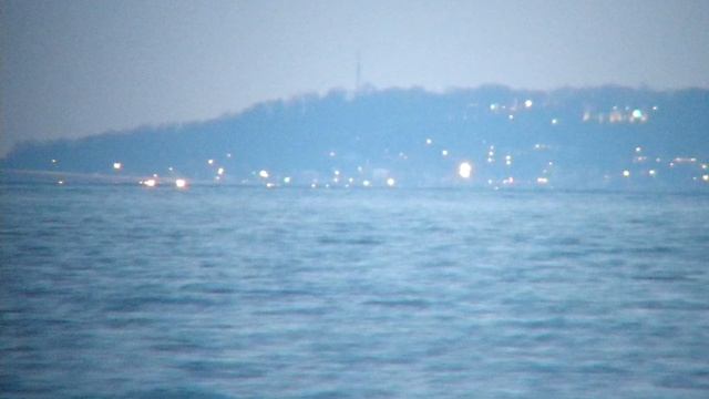 Coney Island Beach near water & away from water- Nikon Coolpix L100 & Raynox HDP 7700ES lens смотреть онлайн