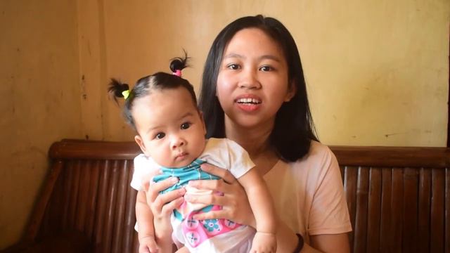 START EATING SOLIDS & TEETHING - 6 Month Baby and Postpartum Update║ livinglovingeveryday смотреть онлайн